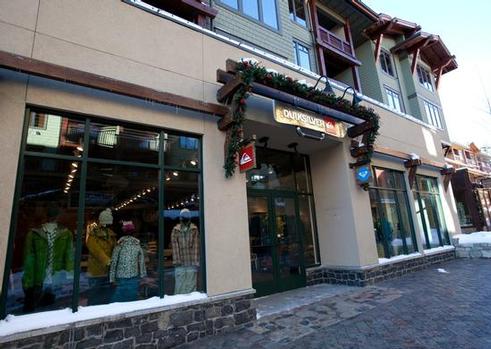 Quiksilver opens store in