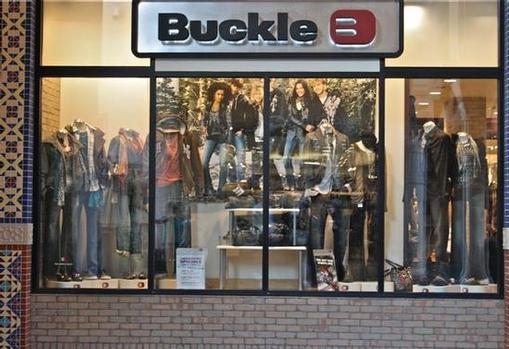 The Buckle at Irvine Spectrum