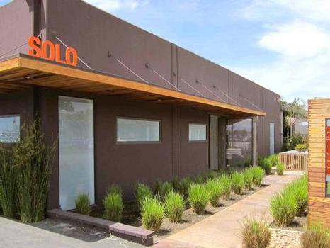 Raisins new offices in Costa Mesa