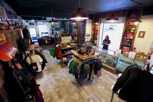 The Element shop in the Element 304 Americana building - Photo by sidewayz.com