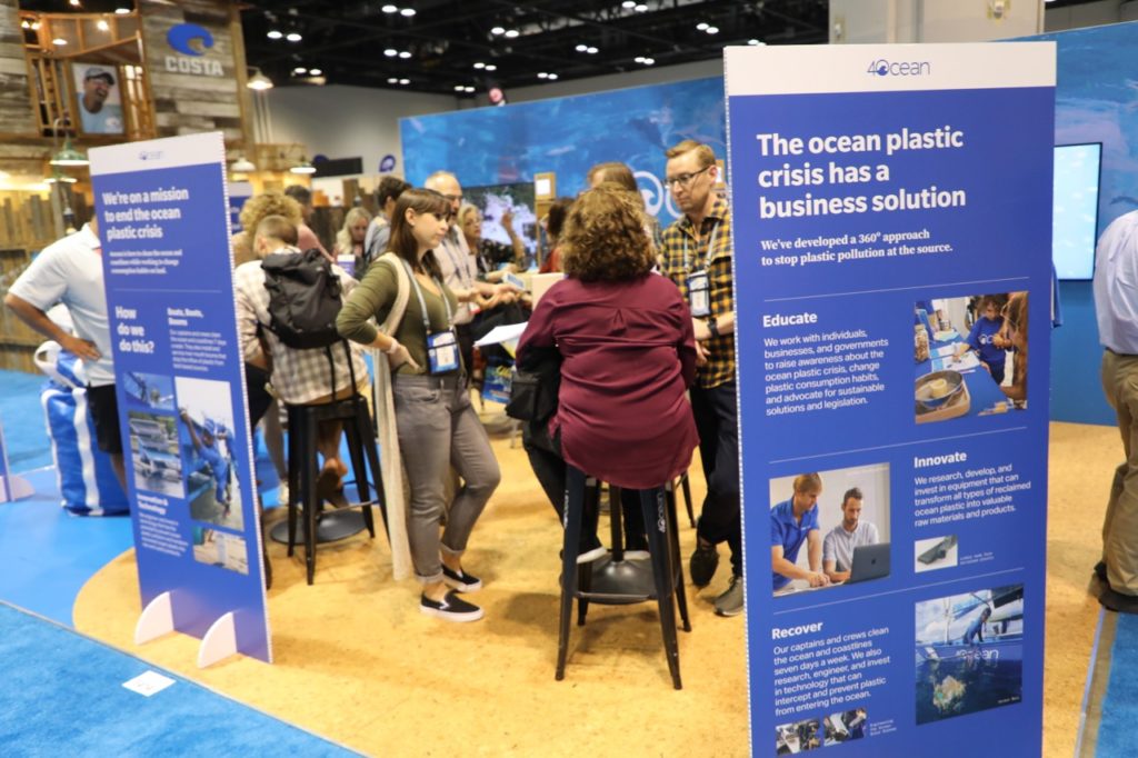 The busy 4ocean booth
