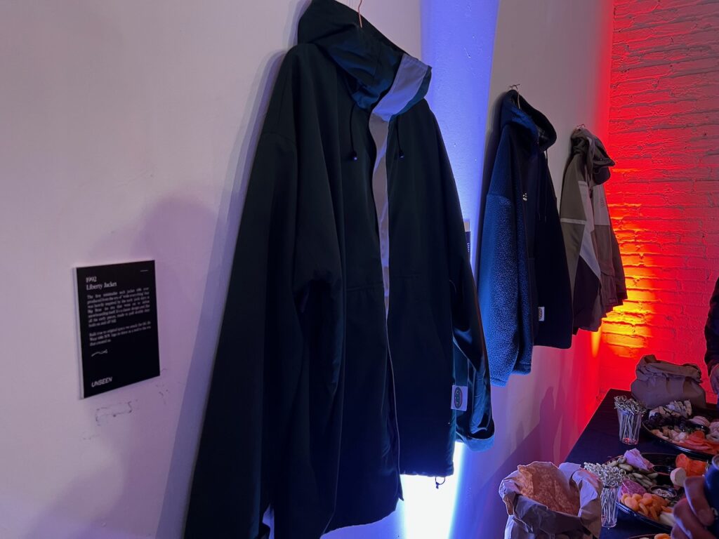 686 jackets