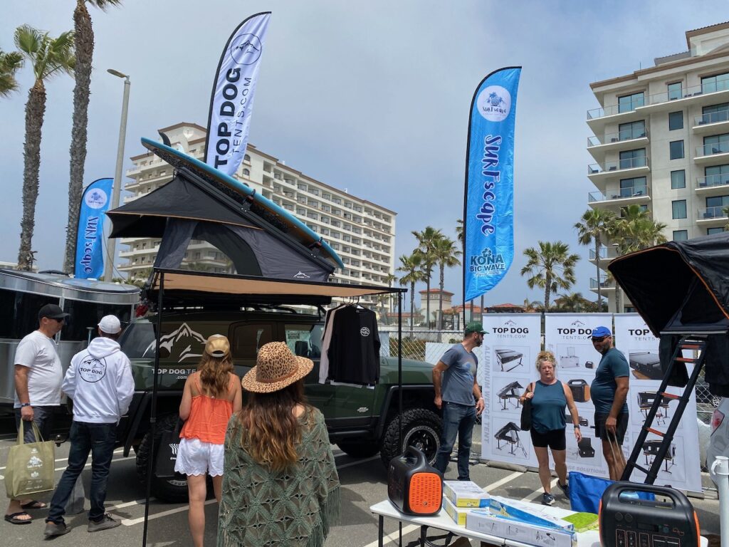 Several tent and outdoor companies exhibited - Photo by SES
