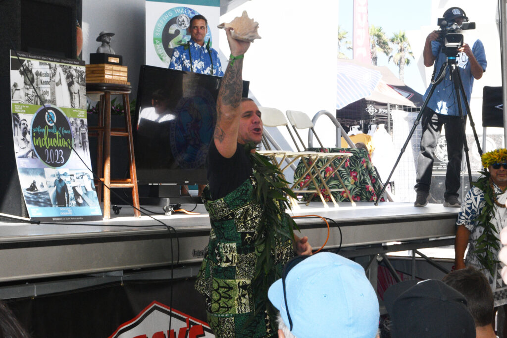 Duke Aipa during an opening ceremony for the Surfing Walk of Fame. Photo by Shop Eat Surf. 