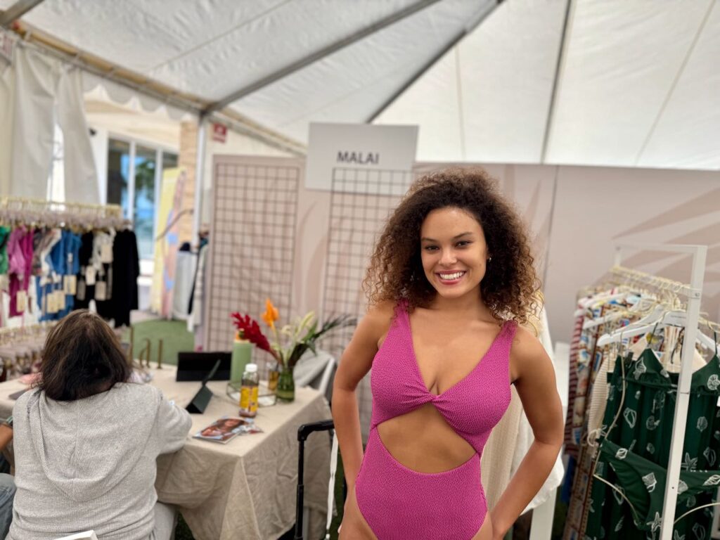 A showing at the Malai booth. Photo by SESO.