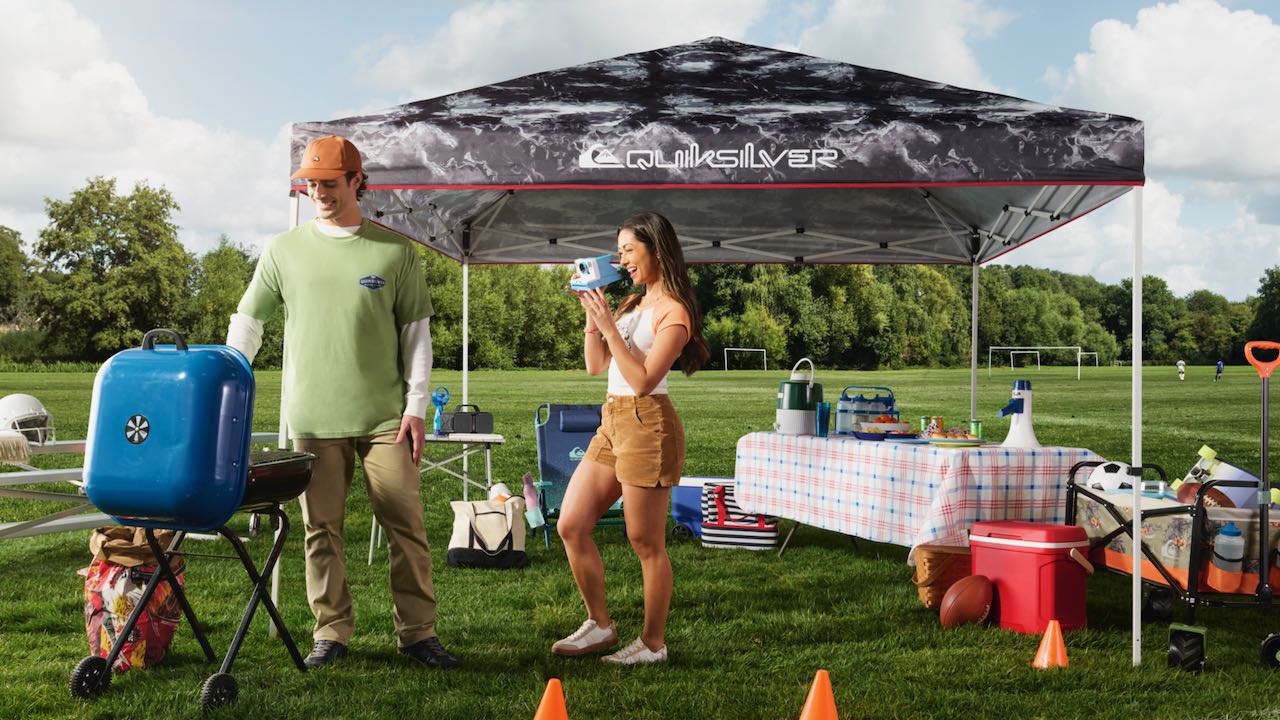 A Quiksilver Canopy will sell on Amazon. Photo courtesy of JAKKS Pacific.